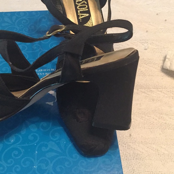 Shoes - Picture 2 of 2